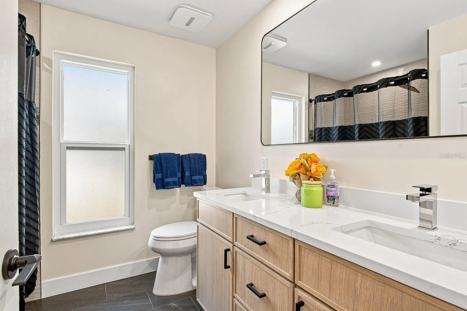 2nd Bathroom