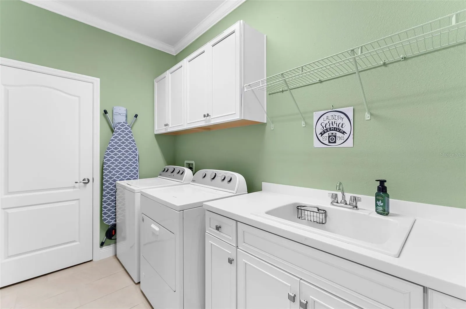 Large Laundry Room