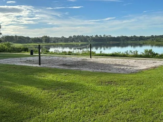 PRAIRIE LAKE PARK - Volleyball Court (sand)