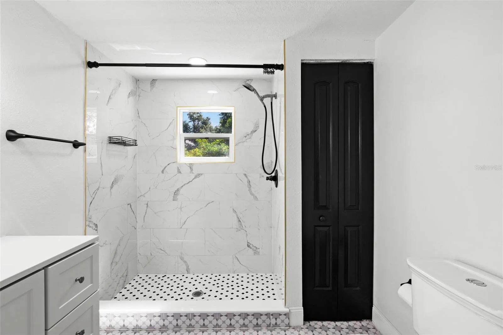 Primary En-Suite
