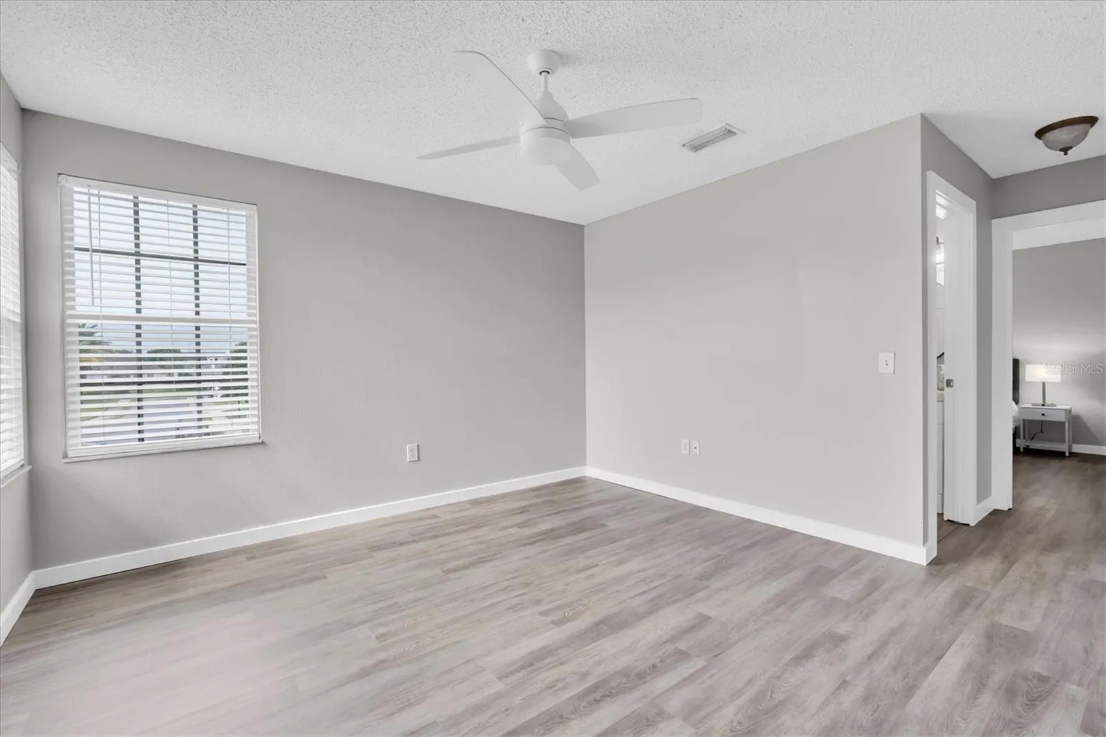 LOFT/BONUS ROOM