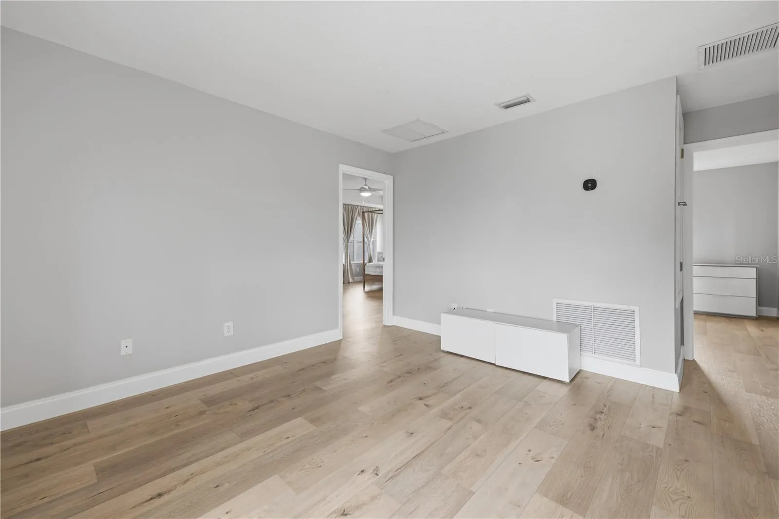 Guest Bedroom - 2nd Floor