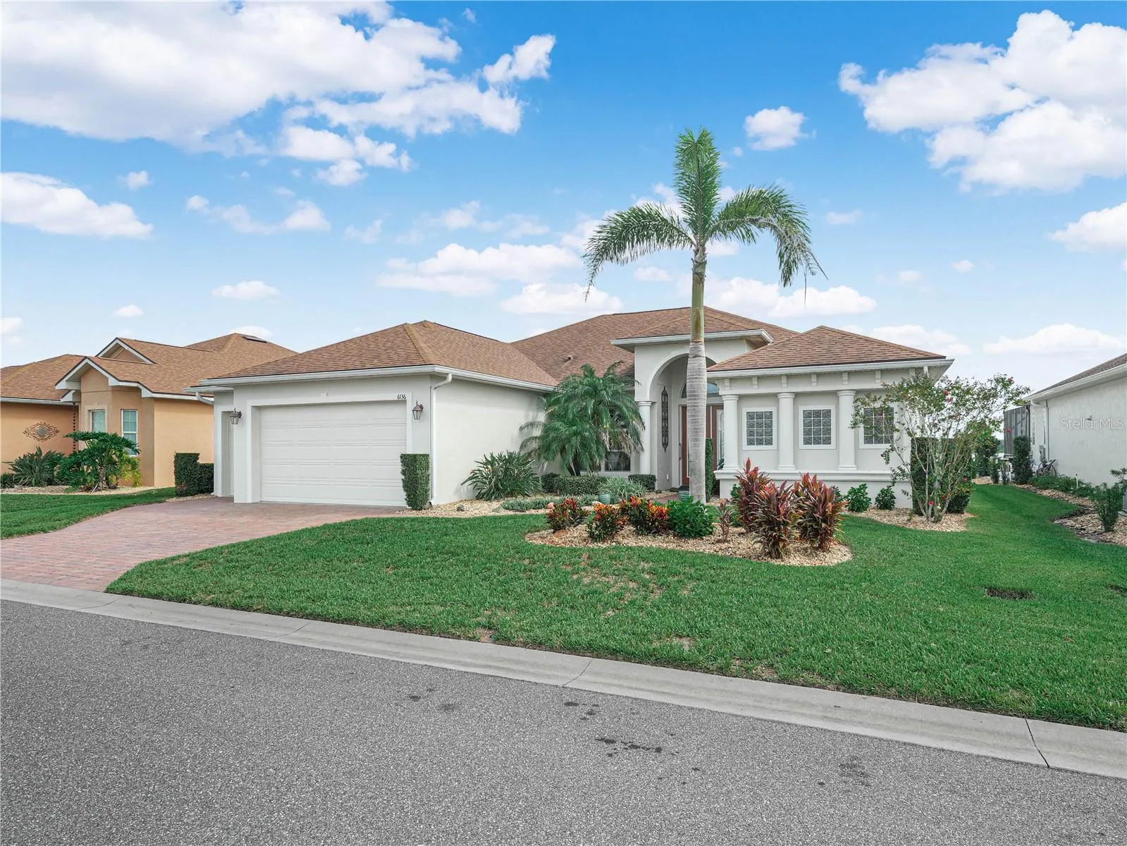 Fresh Exterior Paint on 6136 Pebble Beach Blvd. Winter Haven, Florida