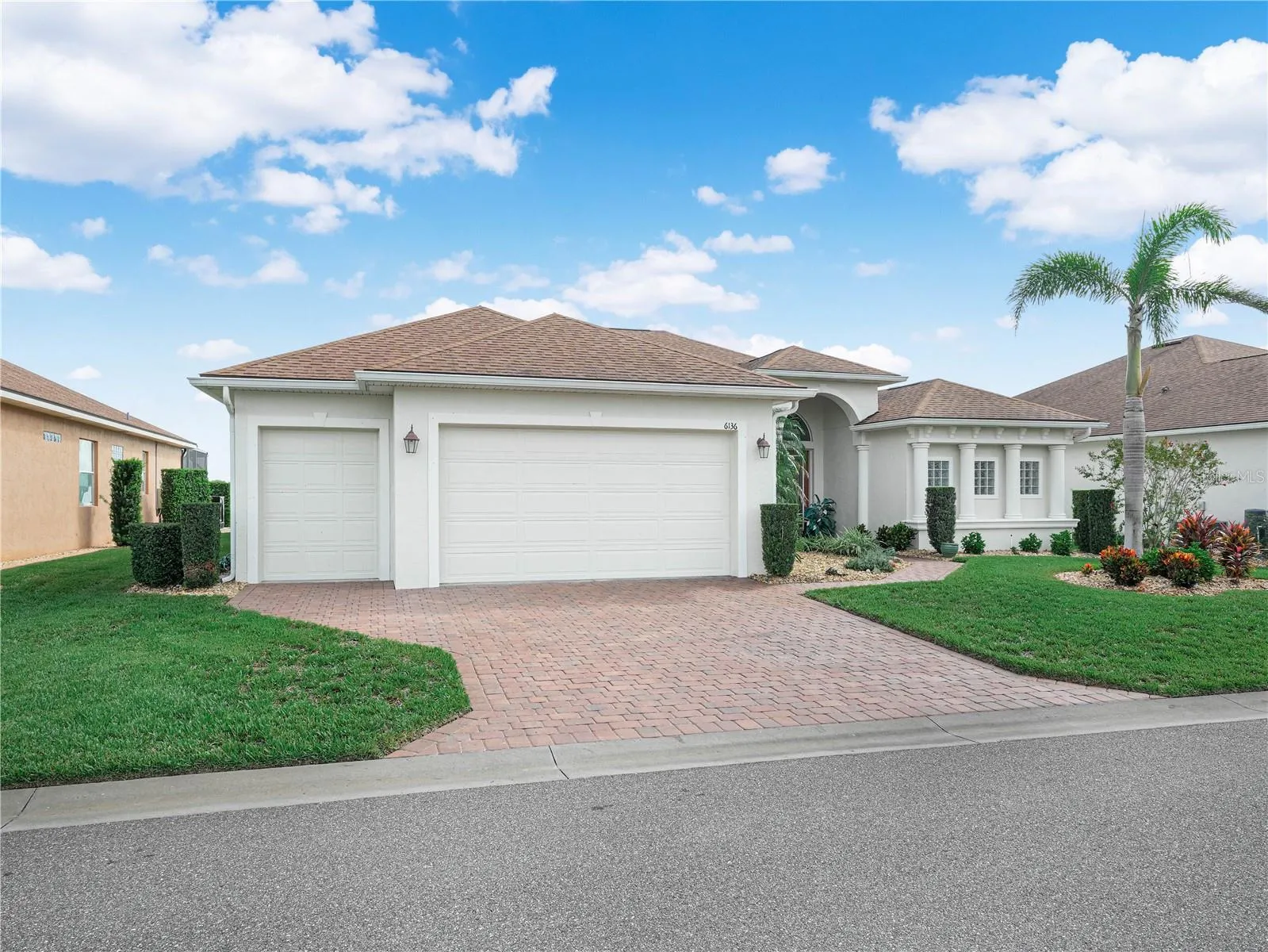 Double Car Entry and Golf Cart Entry with Paver Drive