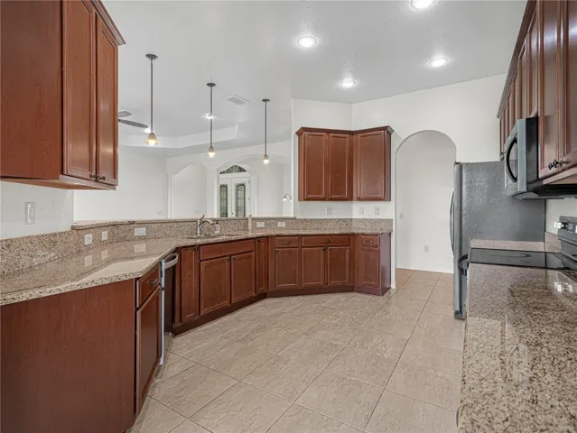 42 Inch Upper Cabs, Granite Counter Top