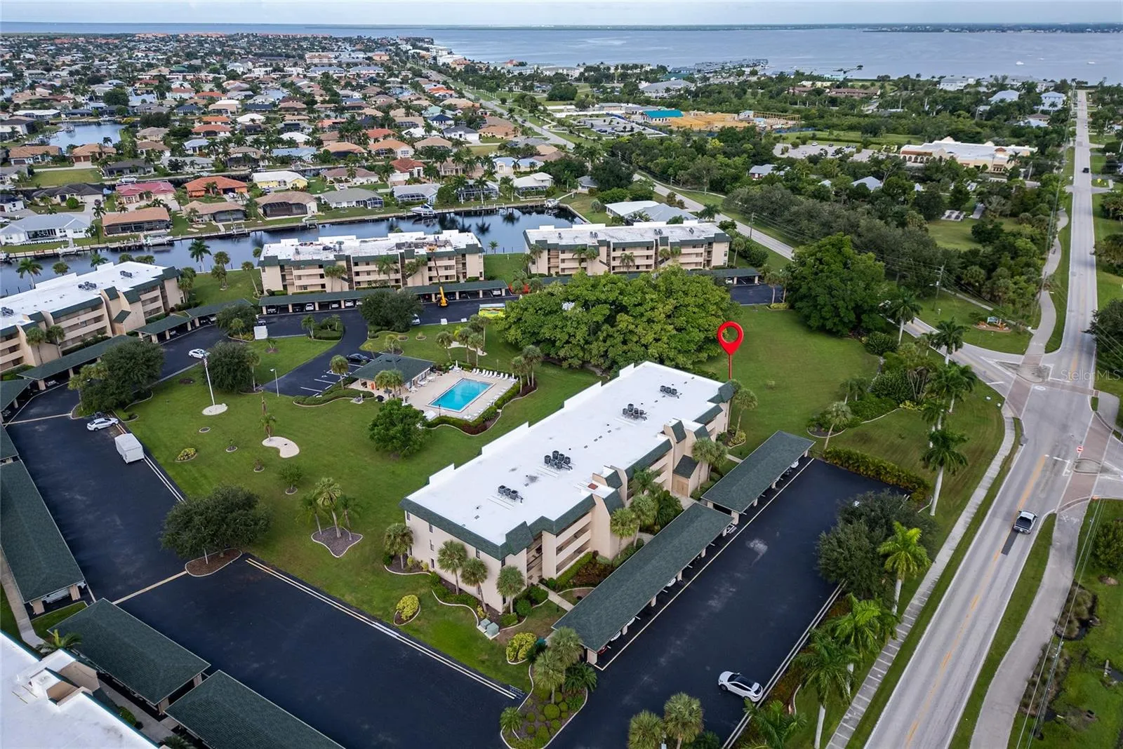 Close to Charlotte Harbor and Fishermans Village