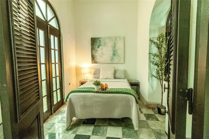 1st Room