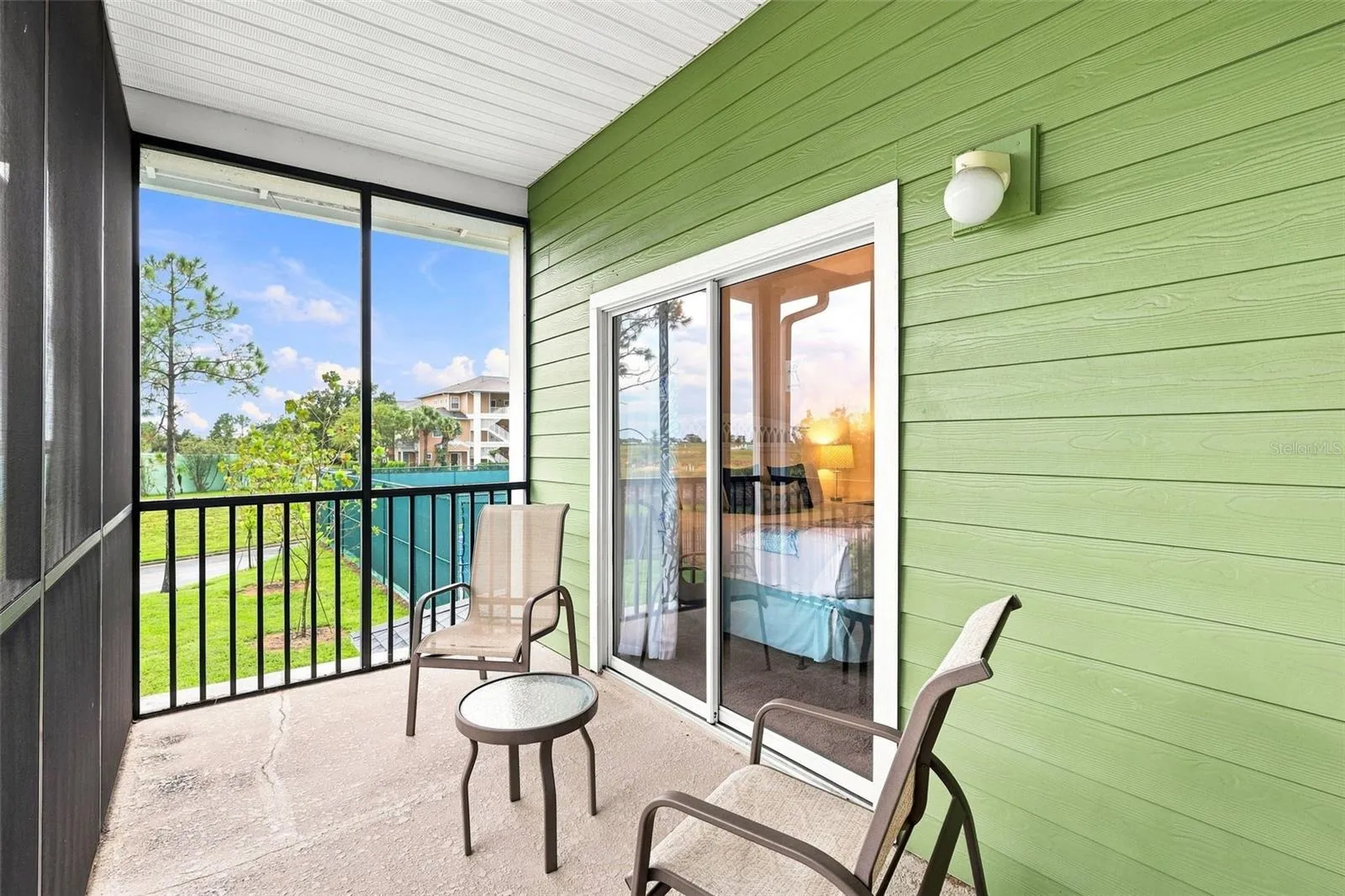 Wrap around backporch