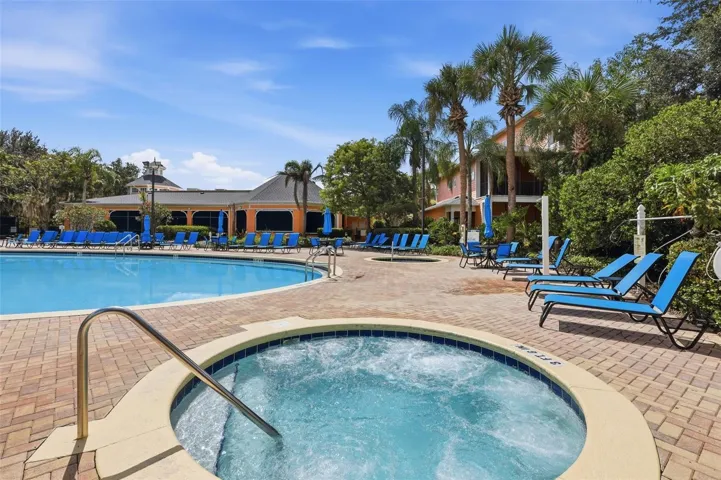 This resort has so many hot tubs and pools!