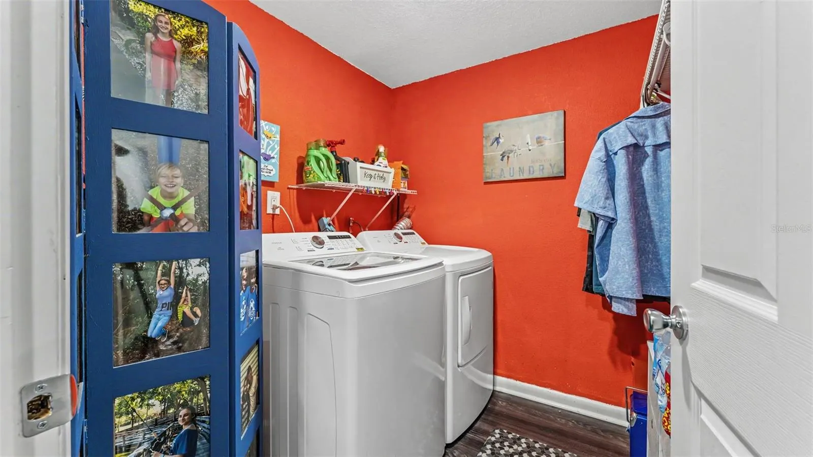 2nd bathroom