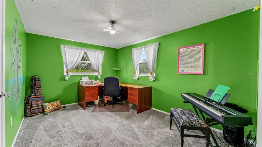 3rd bedroom/office/workout room