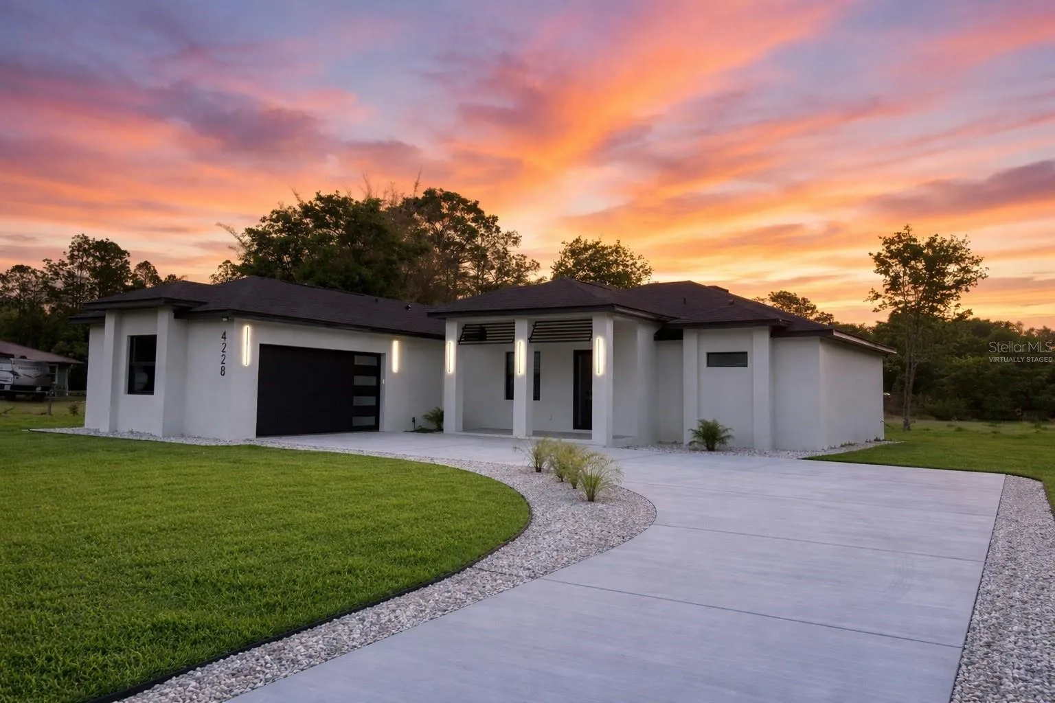 Facade Virtually Staged