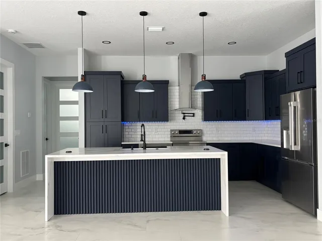 Kitchen 4