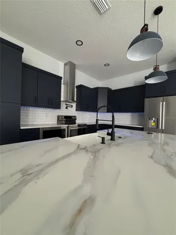 Kitchen 1