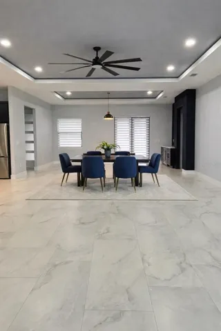 Dining room Virtually Staged