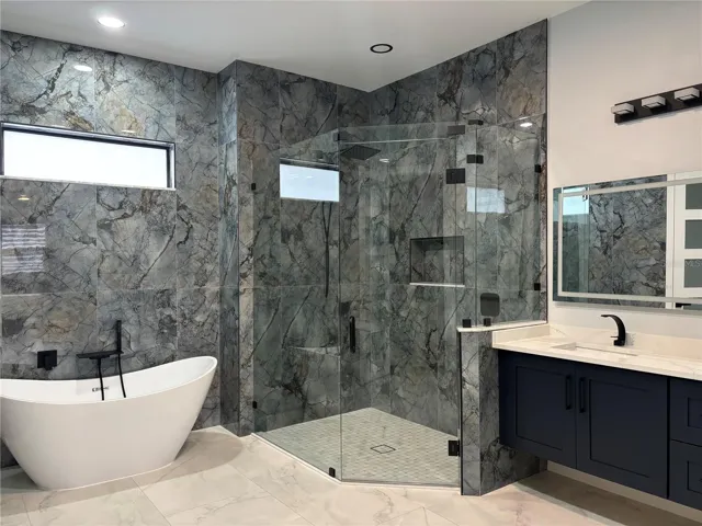 Master Bath 2
