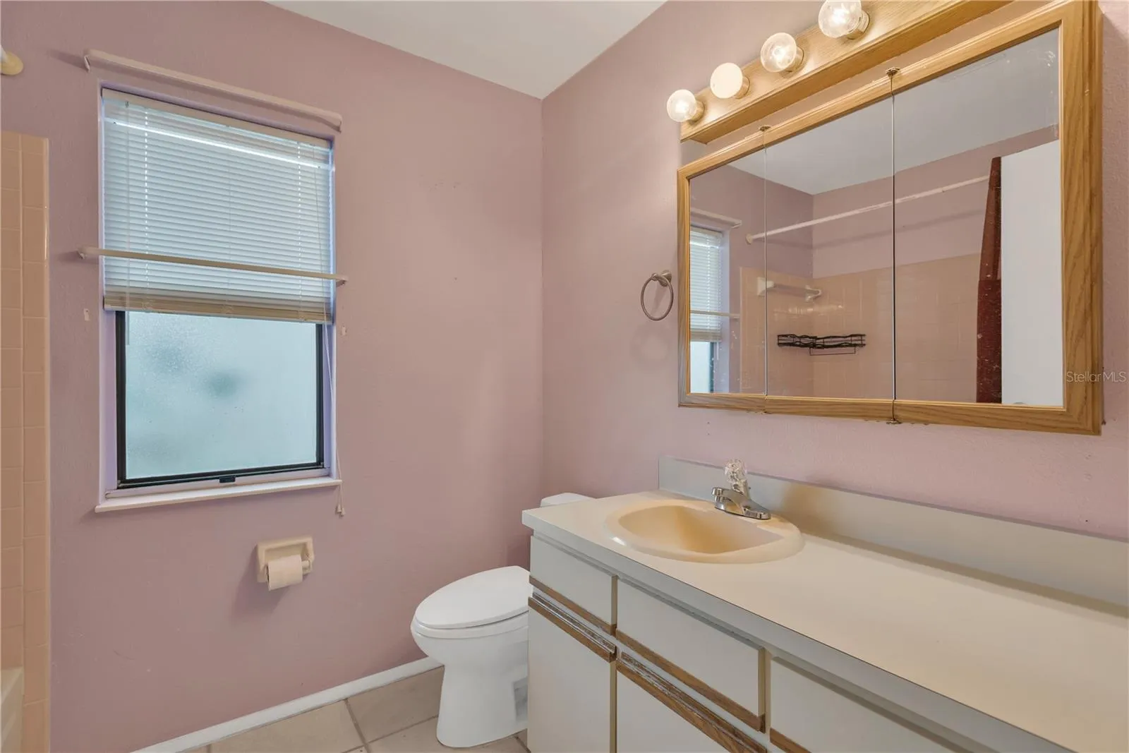 Guest Bath features a tub/shower.