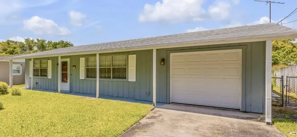Beautiful 2BR 2 Bath New Smyrna House