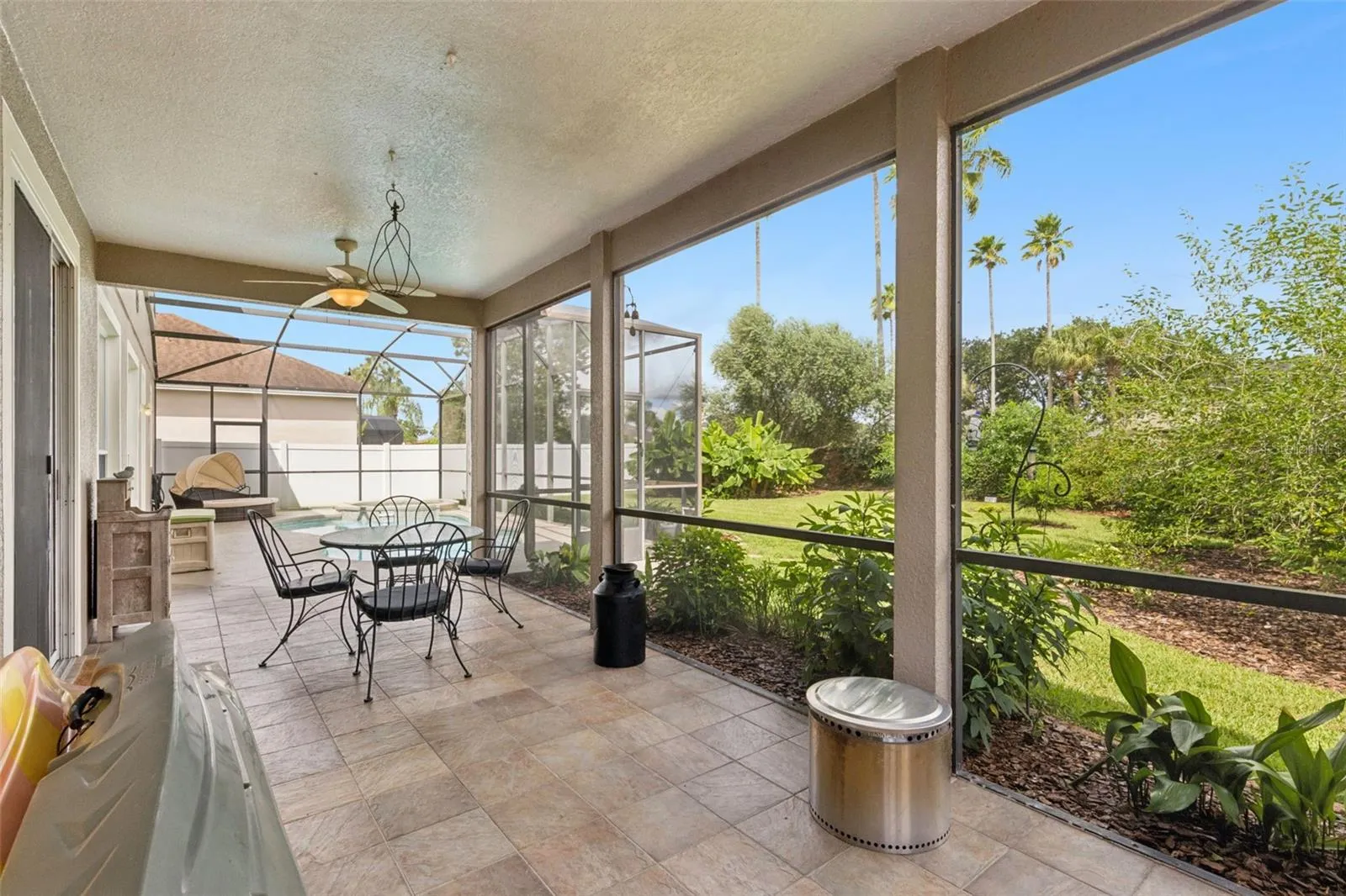 Screen Enclosed Back Porch
