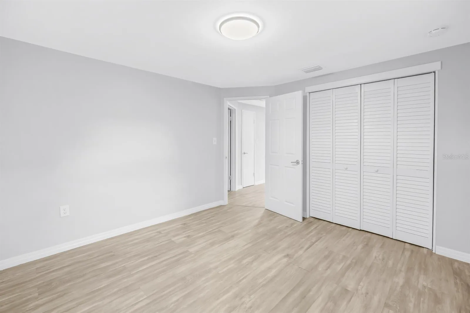 Second bedroom