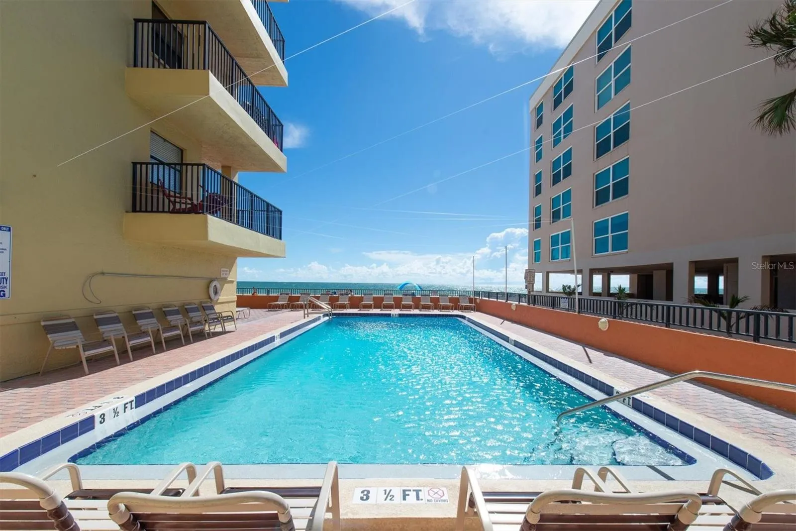 Refreshing sparkling pool