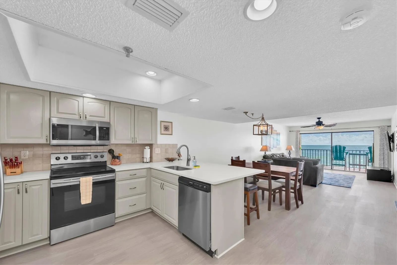 Kitchen dinging and living area