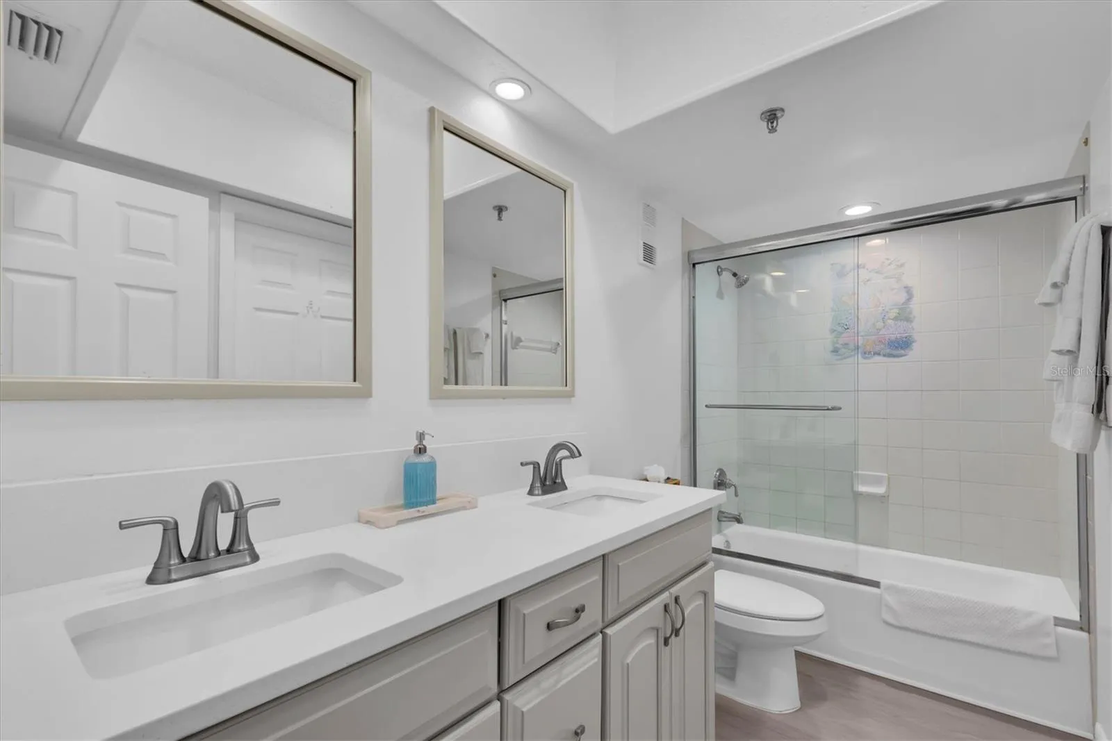 Ensuite bathroom