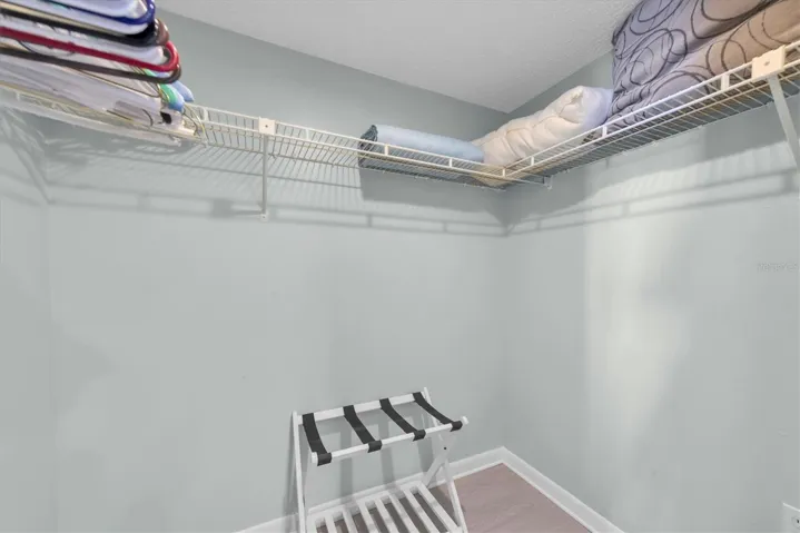 Walk in closet