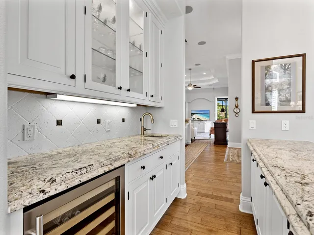 Wet bar