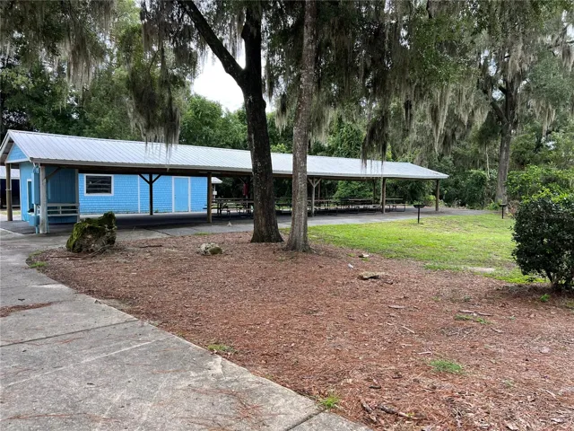Rainbow Springs Clubhouse Picnic pavillion