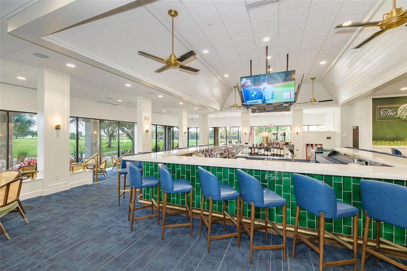 19th Hole Sports Bar