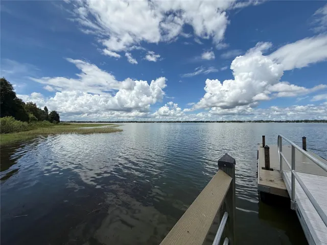 Lake Howard