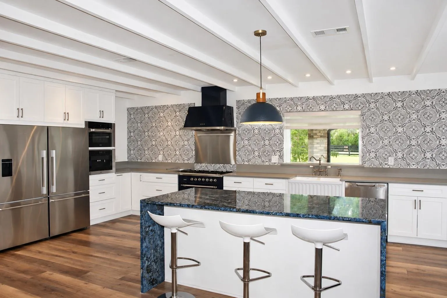 Modern kitchen