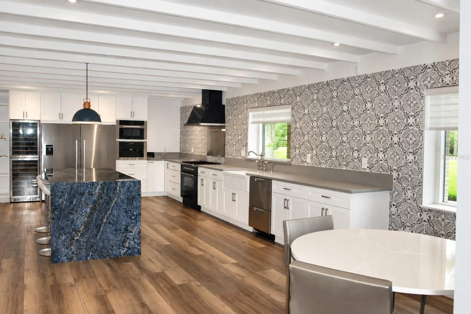 Modern kitchen and Nook