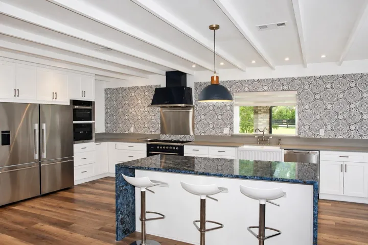 Modern kitchen