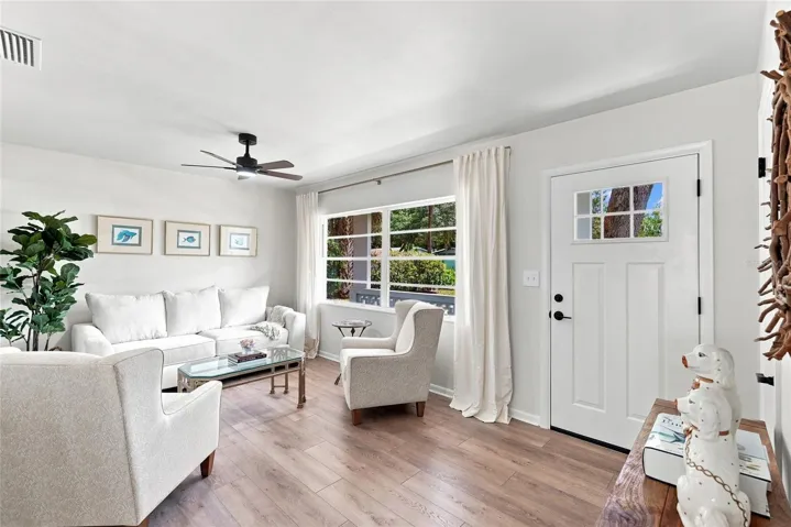 Light and Bright Entry