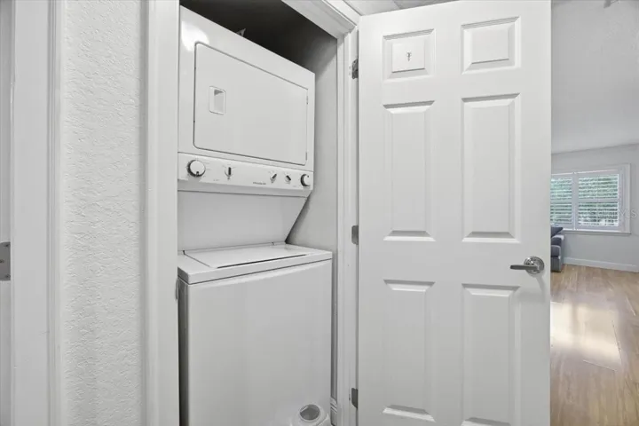 Washer & Dryer included