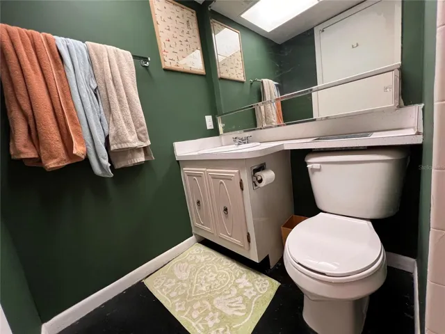 2nd Ensuite bathroom currently being used as Primary.