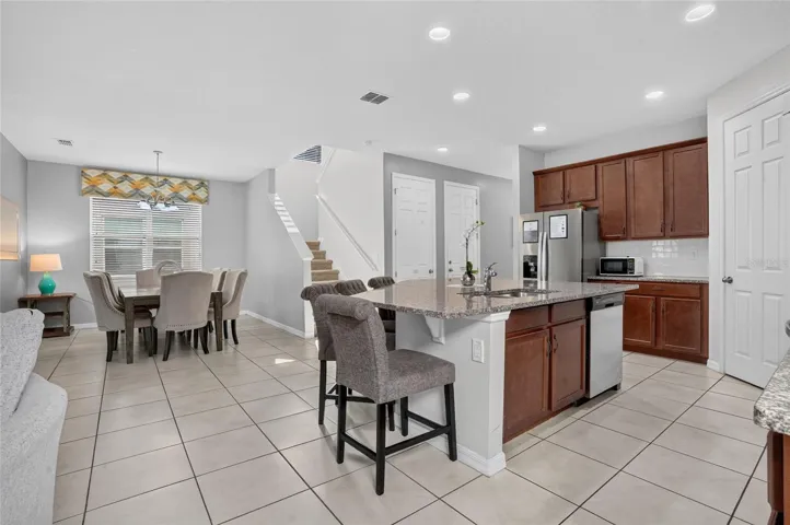 Kitchen/Dining