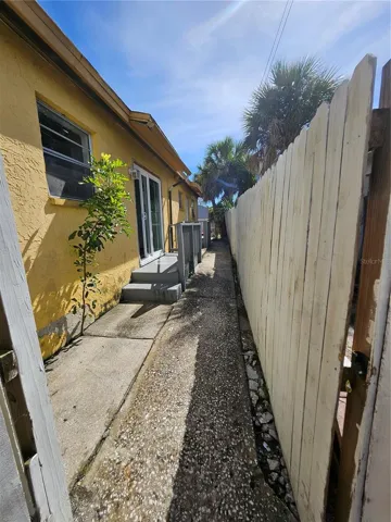 side exit off of the    kitchen