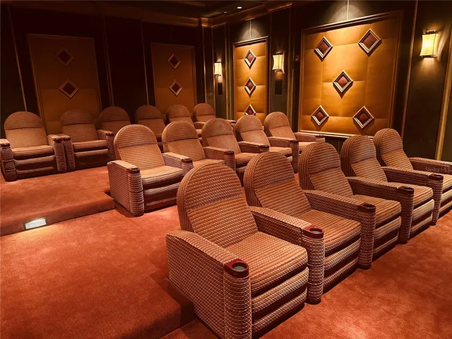 Grande Isle Theater Room