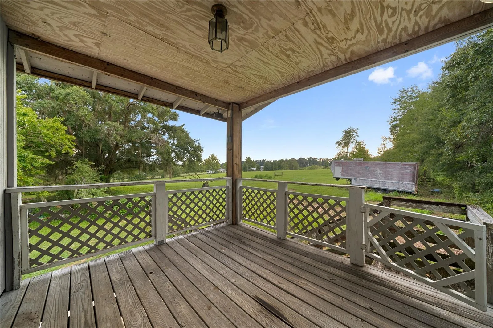 Barn Balcony
