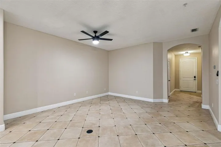 Living Dining Combo