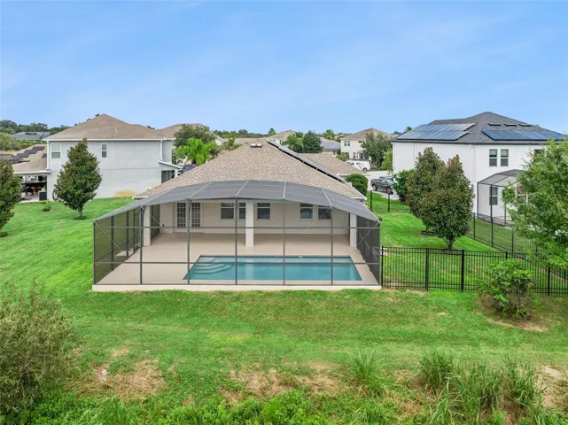 Fenced in side yard for pets or play!
