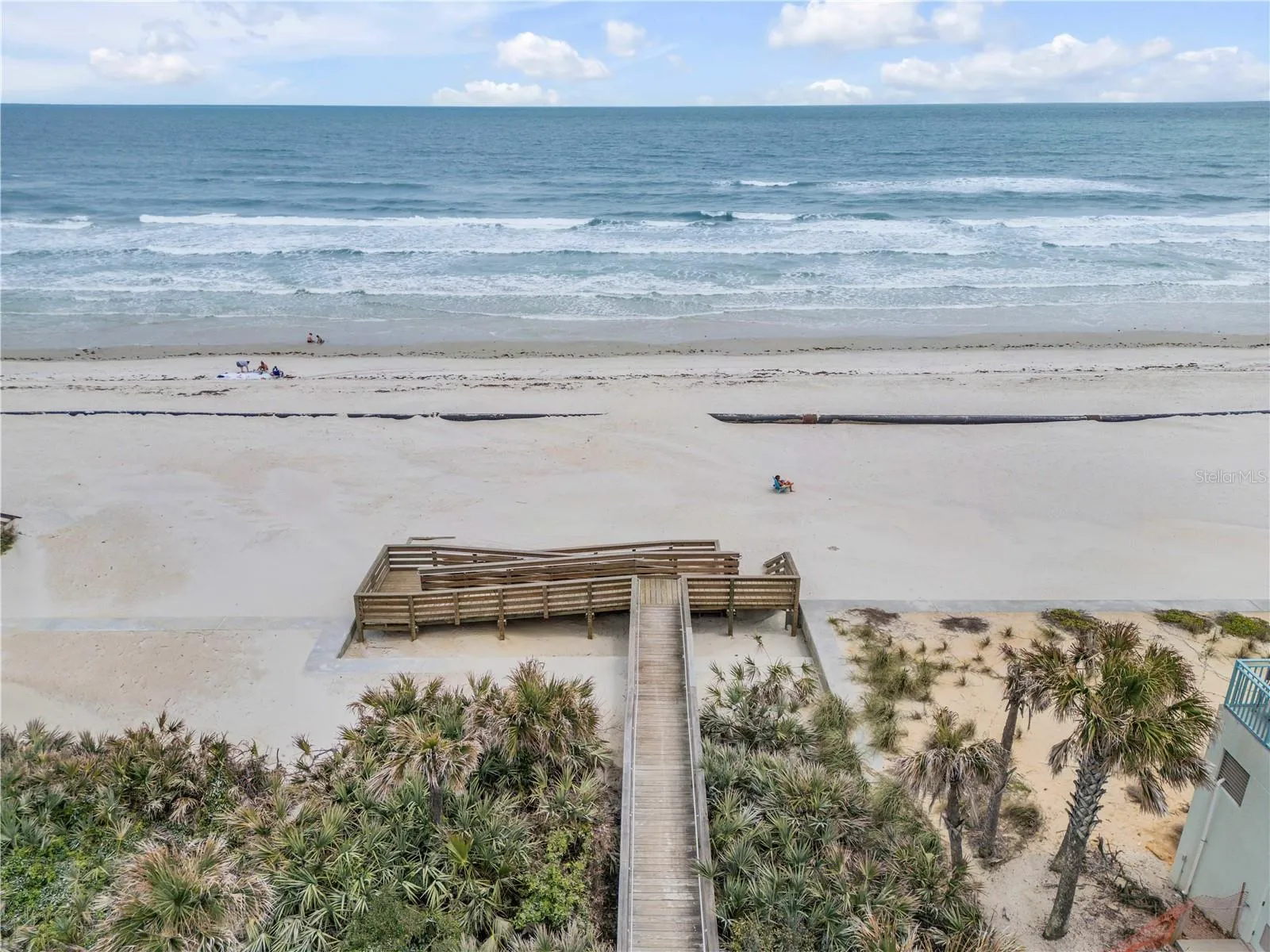 Beach walk-over from Hill Street