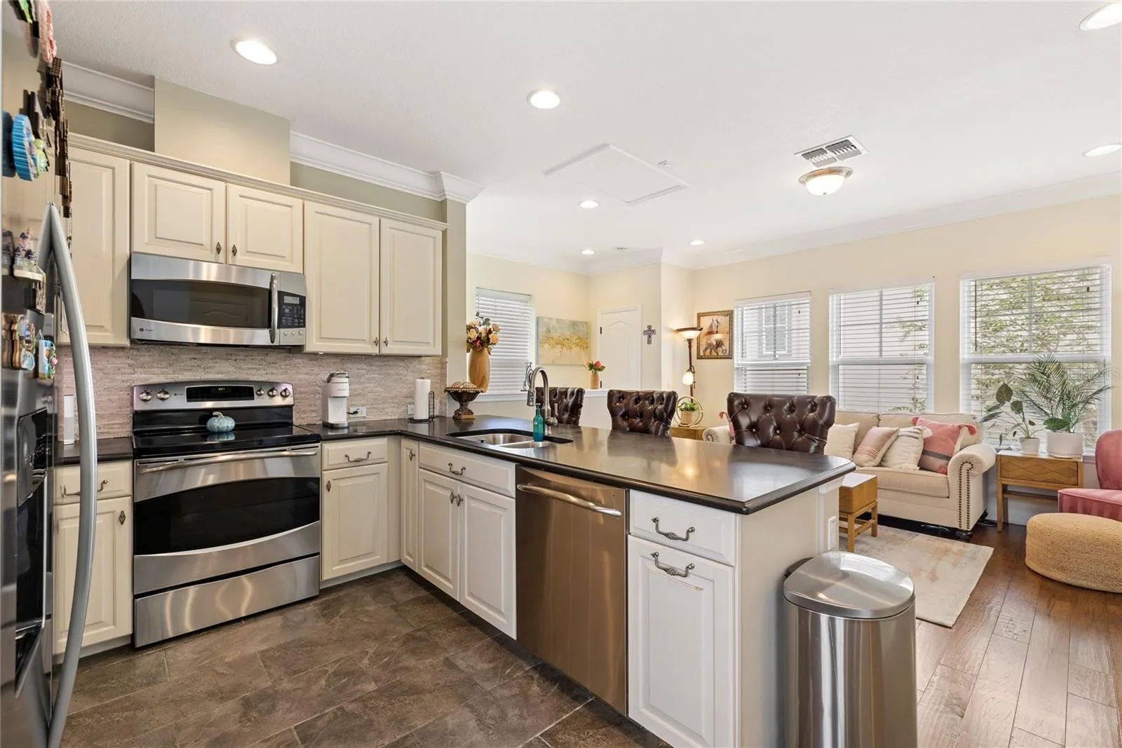 Apartment Kitchen