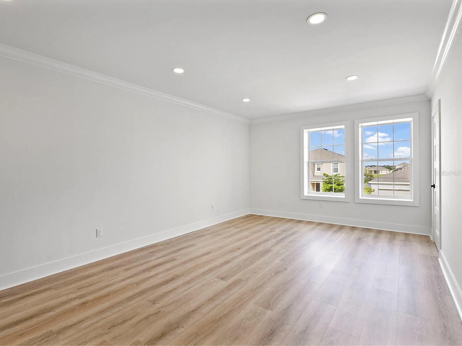 Guest bedroom 2