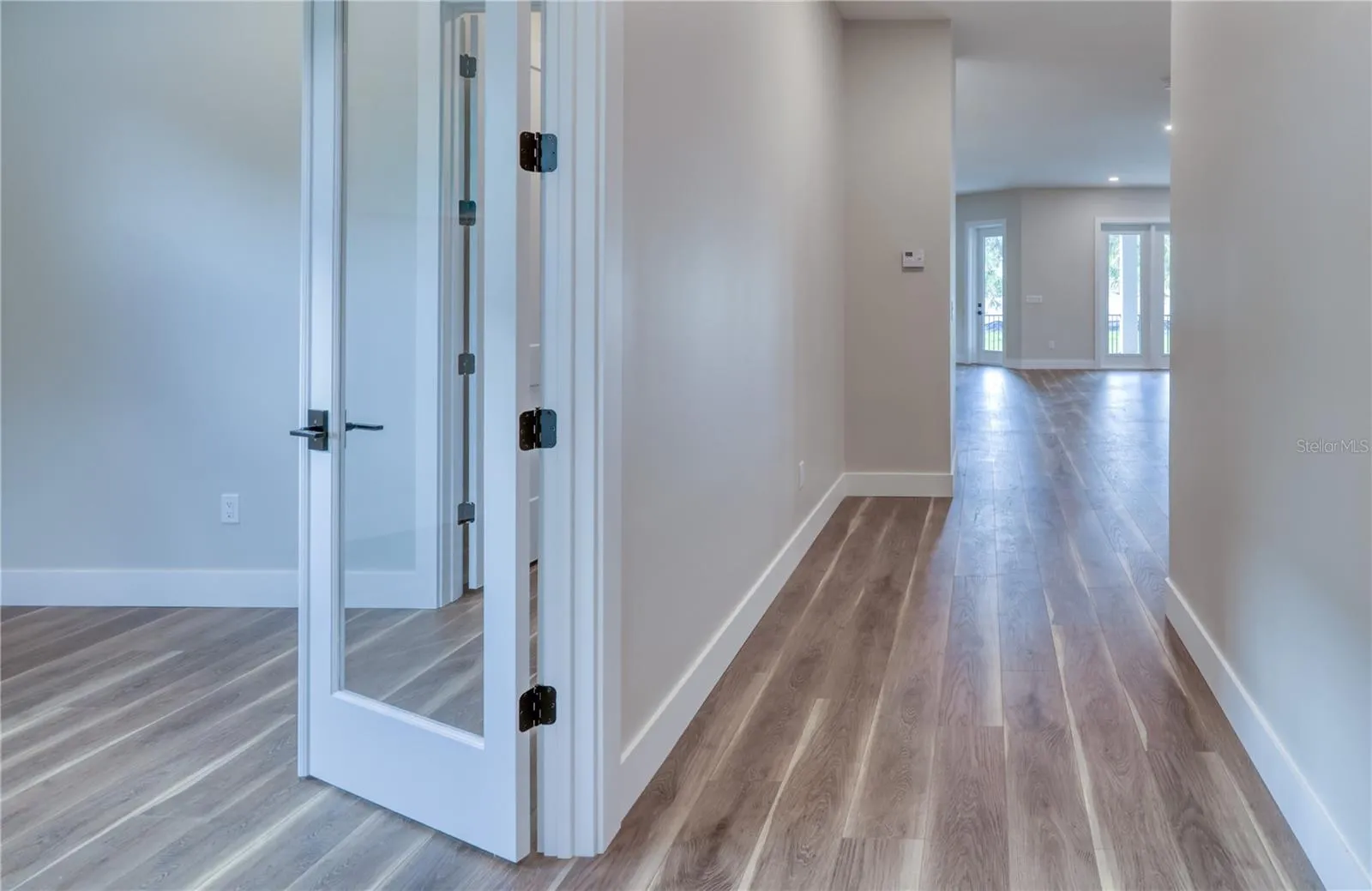 Office / Bedroom 5