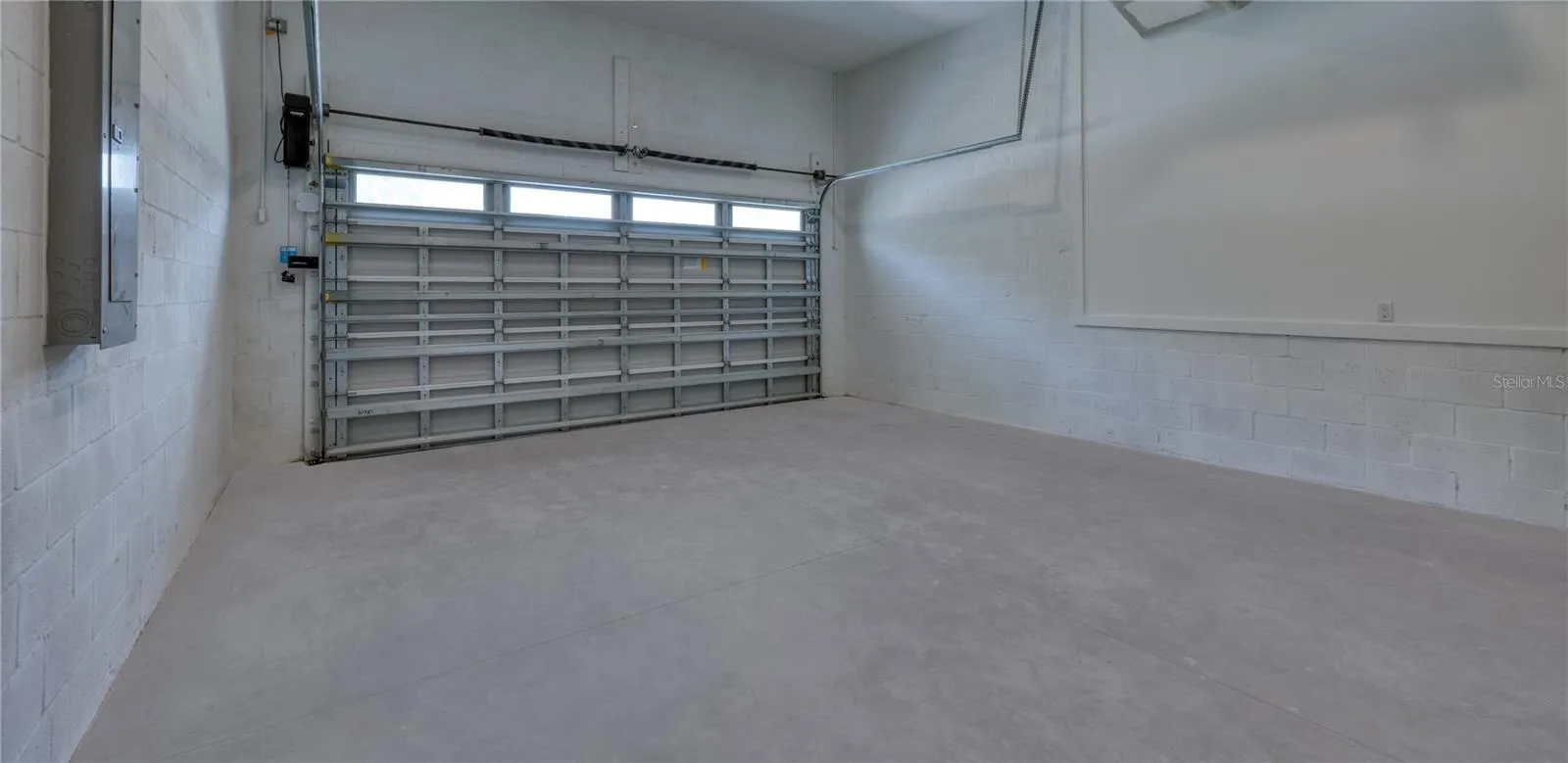 Garage 1