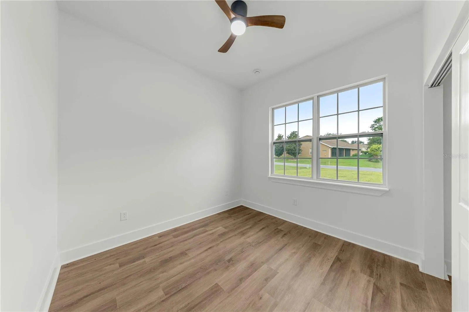 FRONT BEDROOM
